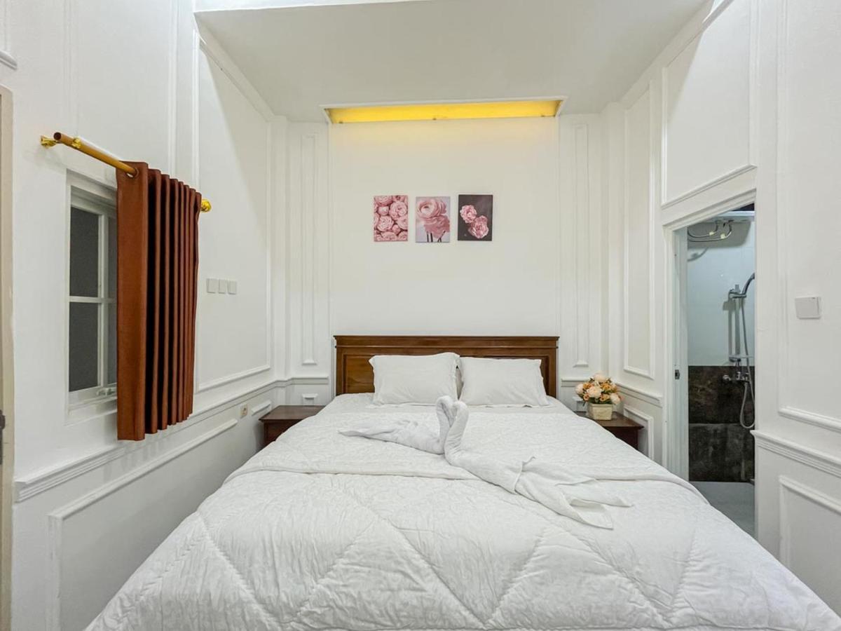 Sakura Guest House By The Lavana Batu  Kültér fotó